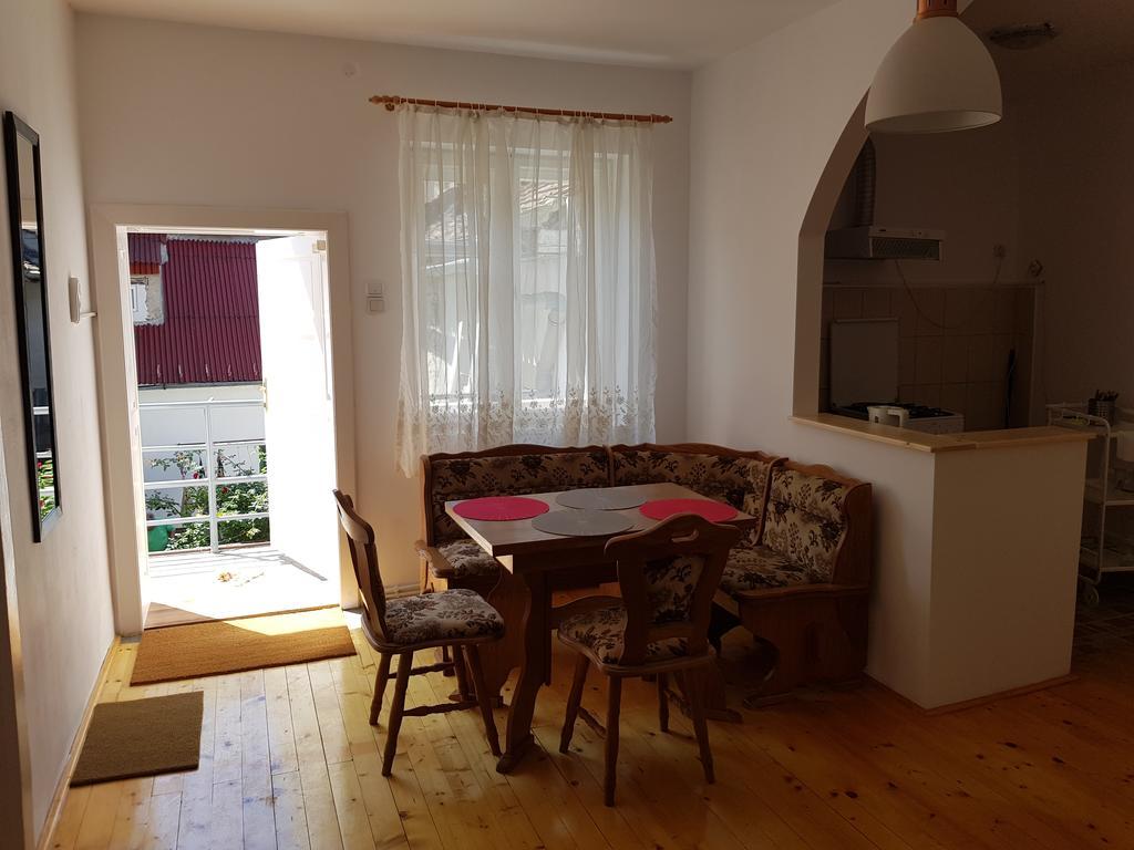 Luk Old Town Apartment Sibiu Exterior photo